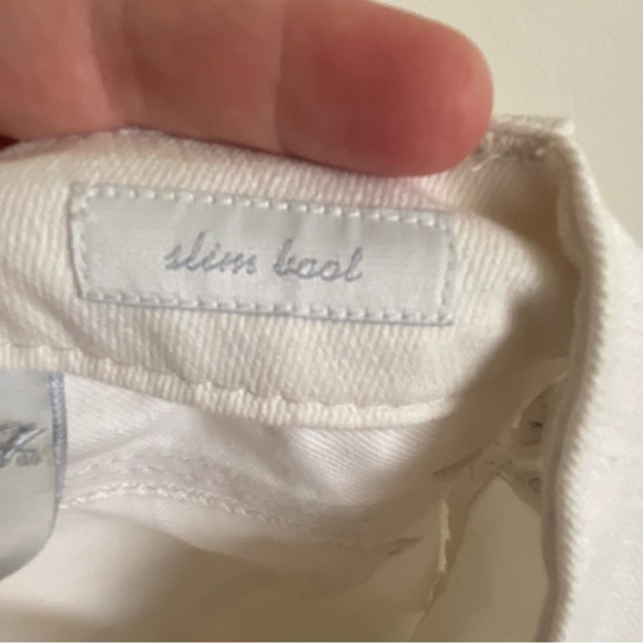 Silver Jeans Co | Women's White Suki Mid Rise Slim Boot Embroidered Jeans | Sz 6 - Picture 6 of 8